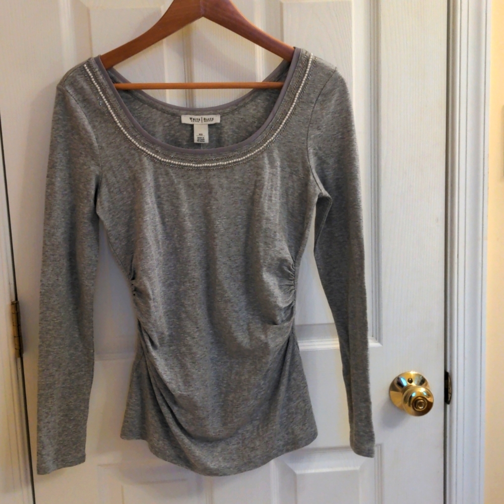 White House Black market gray sweater with chain and pearl neck embellishment